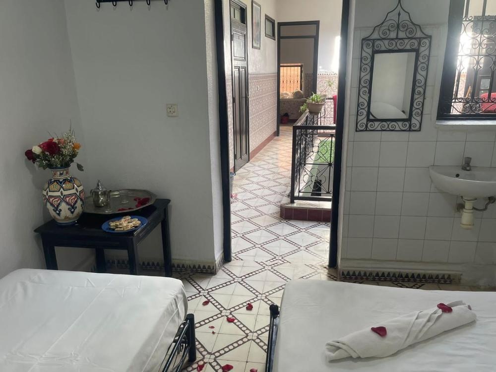 Room image 4